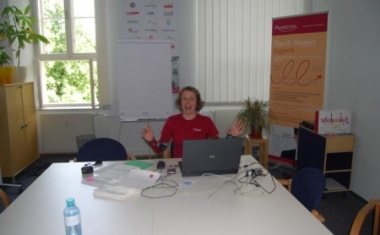bei der Arbeit - ANECON Software Design und Beratung GmbH