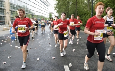 Die METRO Group schickte knapp 130 Marathonl&auml;ufer und 100 Staffeln an den Start. - Saturn Deutschland