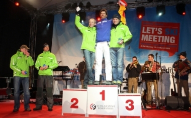 Wir k&ouml;nnen mehr als nur Bank - Siegerehrung beim UniCredit Skimeeting - HypoVereinsbank (UniCredit Bank AG) - Member of UniCredit