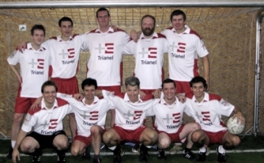 Das ist unser schlagkr&auml;ftiges und erfolgreiches Kickerteam beim j&auml;hrlich durchgef&uuml;hrten Trianel Fu&szlig;ball Cup. - Trianel GmbH