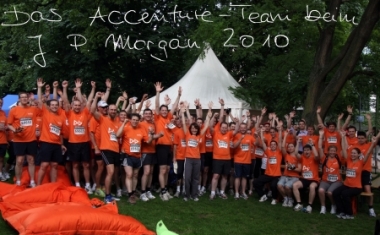 Das Team Accenture 2010 beim JP Morgan Lauf in Frankfurt - Accenture Deutschland