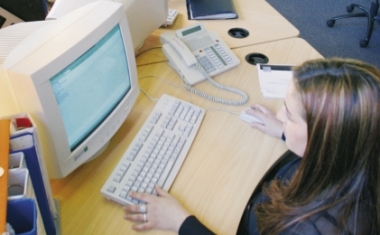 MitarbeiterInnen im Angestelltenbereich beim Kunden im Einsatz - Trenkwalder Personaldienste GmbH