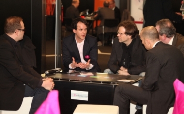 Kreativer Gedankenaustausch auf der Cebit 2011 - T-systems Multimedia Solutions GmbH