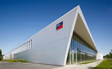 CO2-neutrale Produktion in der weltgr&ouml;&szlig;ten Solar-Wechselrichterfabrik - SMA Solar Technology AG