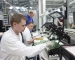 Jeder Handgriff sitzt: Fertigung im Solarwerk 1 - SMA Solar Technology AG