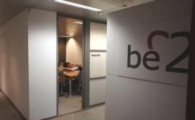 Meeting-Raum im B&uuml;ro  des Kunden be2 S.a.r.l. in Luxemburg - insparx GmbH