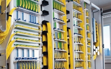 Verkabelung - HUBER+SUHNER GmbH