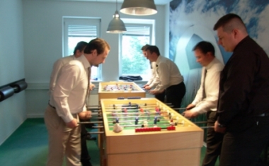 Mitarbeiter Kickerturnier - SELLBYTEL Group