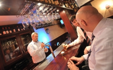 Die SERVIEW Bar - SERVIEW GmbH