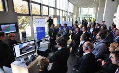 SAP Automotive Symposium 2011- Guided Tour - Vorstellung des Augmented Maintenance Manager - der 3D iPad App von MHP - MHP - A Porsche Company