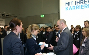 Gewinnspielverlosung auf dem Absolventenkongress - Hays AG