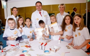 Kinder f&uuml;r die Technik begeistern - Bosch MitarbeiterInnen engagieren sich f&uuml;r die Wissensfabrik. - Bosch &Ouml;sterreich