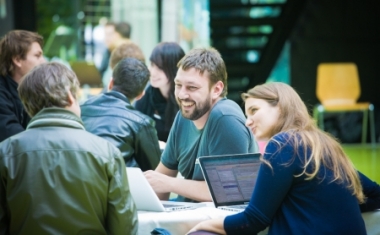Beim Digital Life Camp gibt es kein richtig oder falsch. Jeder kann seine Themen, Projekte und Ideen vorstellen, diskutieren und sich mit anderen Kollegen austauschen. - T-systems Multimedia Solutions GmbH